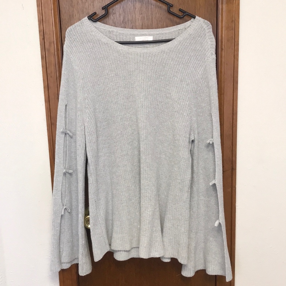 Lauren Conrad sweater